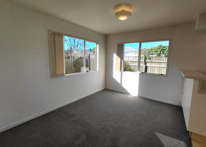  at 243 Geraldine Street, St. Albans, Christchurch City, Canterbury
