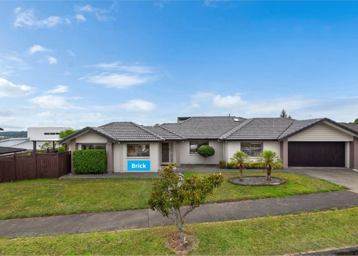  at 94 Oakway Drive, Schnapper Rock, Auckland