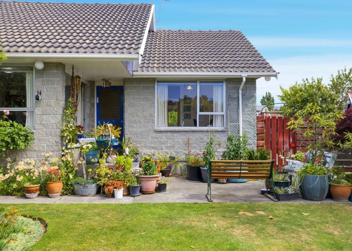  at 10 Islay Place, Woolston, Christchurch City, Canterbury