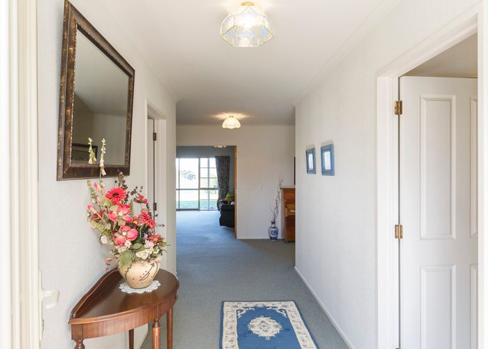  at 51 Royal Oak Drive, Kelvin Grove, Palmerston North
