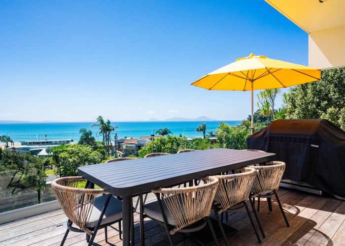  at 4 Breadalbane Place, Langs Beach, Waipu