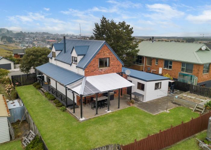  at 6 Matai Place, Balclutha