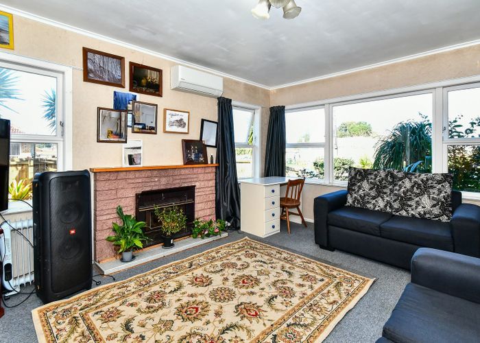  at 7 Malcolm Place, Mangere East, Manukau City, Auckland