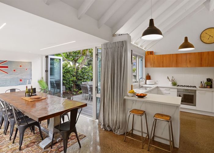  at 3 Holmcroft Court, Cracroft, Christchurch