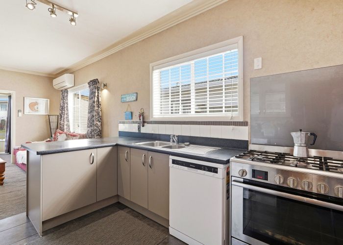  at 10 Andresen Street, Foxton Beach, Horowhenua, Manawatu / Whanganui