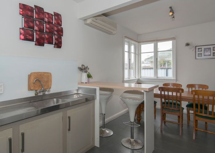  at 1/276 Opawa Road, Hillsborough, Christchurch