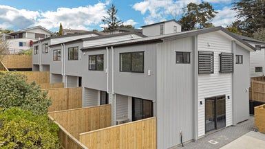  at 6/31 Sheridan Drive, New Lynn, Auckland