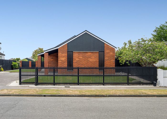  at 16 Heathglen Avenue, Parklands, Christchurch City, Canterbury