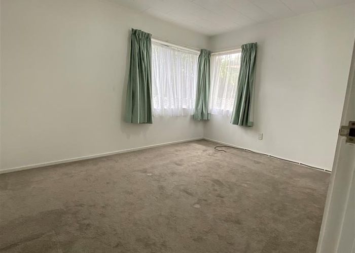  at 21 Ranui Avenue, Ranui, Waitakere City, Auckland