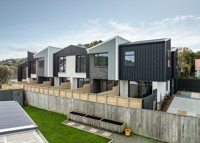  at 32 Kaihuia Street, Northland, Wellington, Wellington