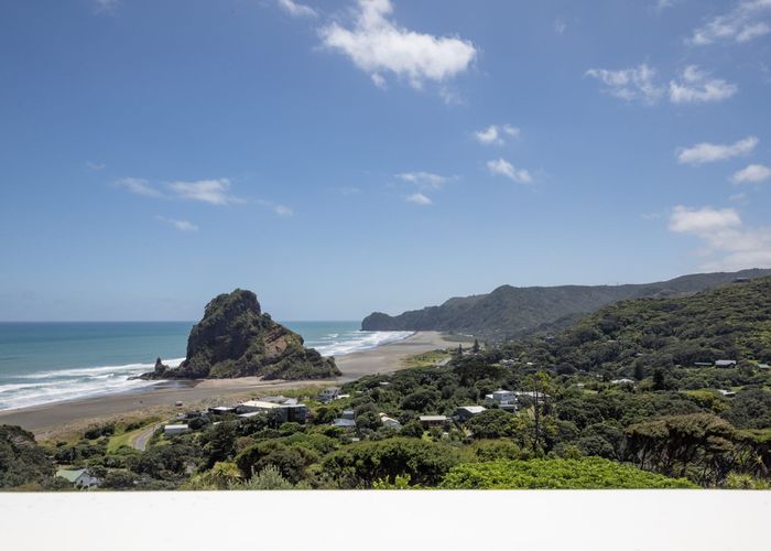  at 37 Rayner Road, New Lynn