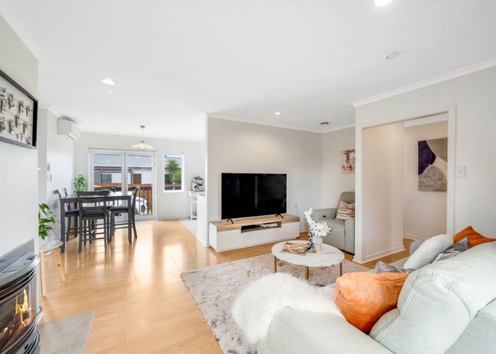  at 1/225 Birkdale Road, Birkdale, North Shore City, Auckland