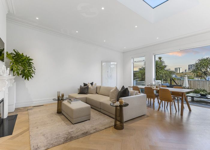  at 17 Franklin Road, Freemans Bay, Auckland