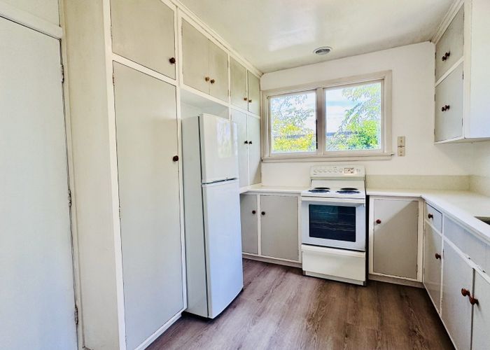  at 2/12 Lothian Street, Ilam, Christchurch City, Canterbury