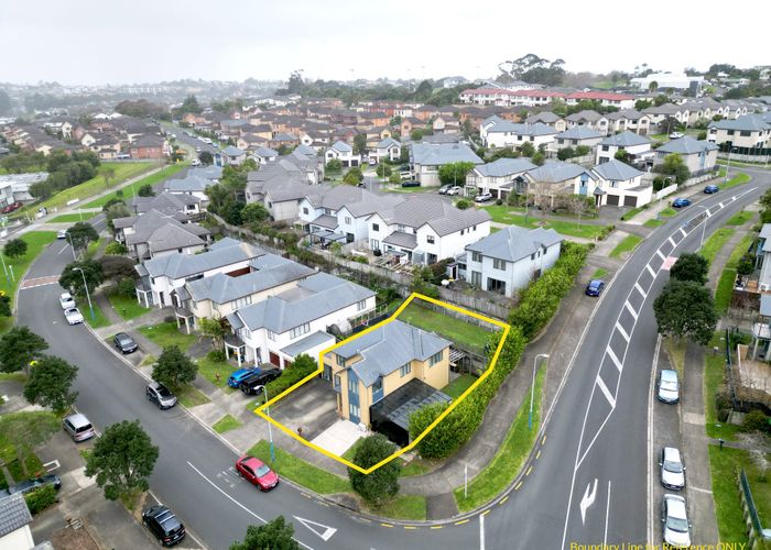  at 94 Fields Parade, Oteha, Auckland