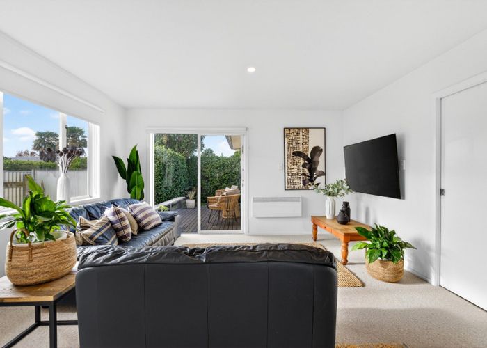  at 1/11 Chester Street, Taradale, Napier, Hawke's Bay