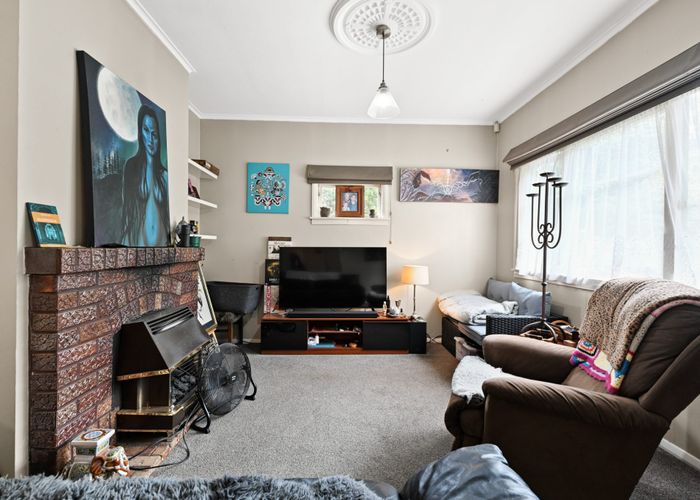  at 25 Banbury Crescent, Fairfield, Hamilton