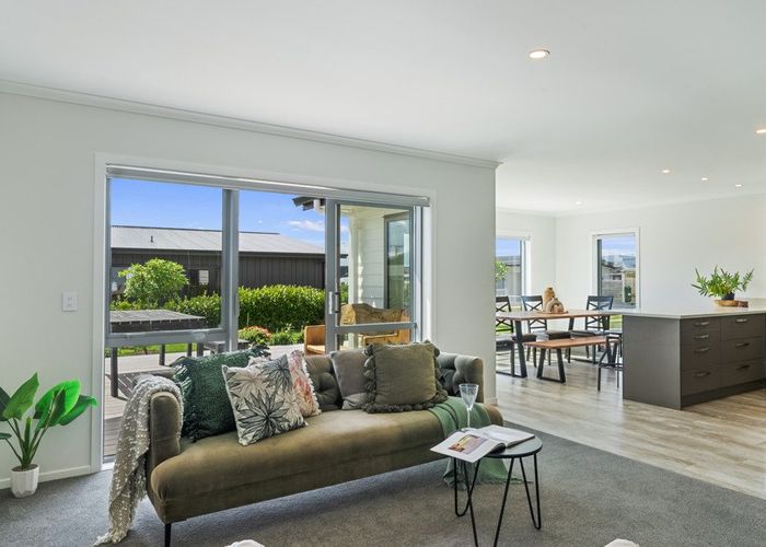  at 55 Seagrass Place, Otaki Beach, Otaki