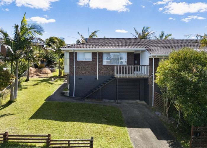  at 17 Butterworth Drive, Glendene, Waitakere City, Auckland
