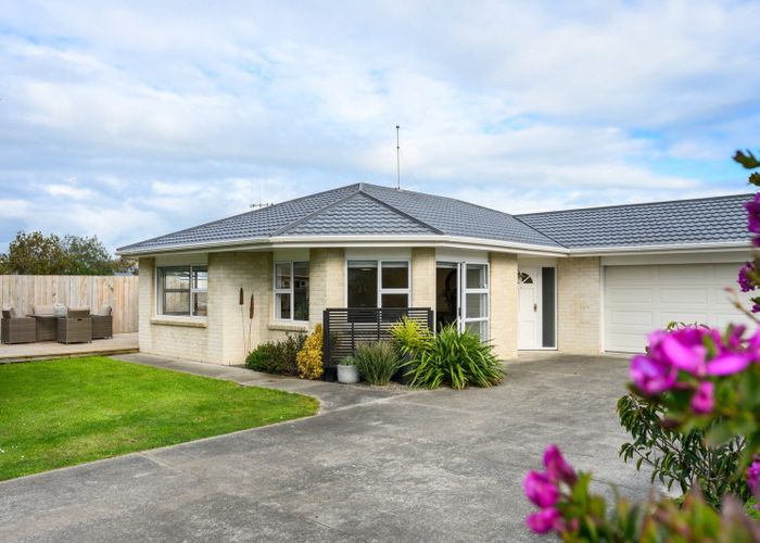  at 3 Ferry Street, Foxton Beach, Horowhenua, Manawatu / Whanganui