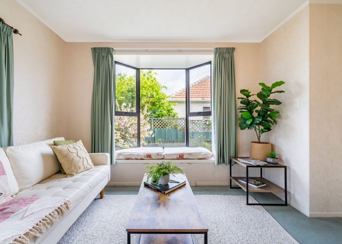  at 2/12 Malone Road, Waterloo, Lower Hutt