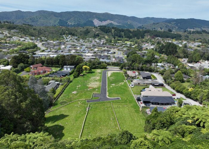  at 351 Main Road North, Brown Owl, Upper Hutt, Wellington