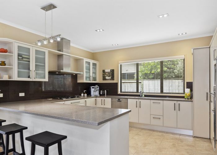  at 10 Piha Close, Papamoa Beach, Papamoa
