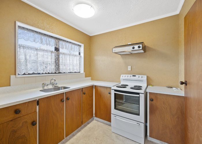  at 2/4 King Street, Taradale, Napier, Hawke's Bay