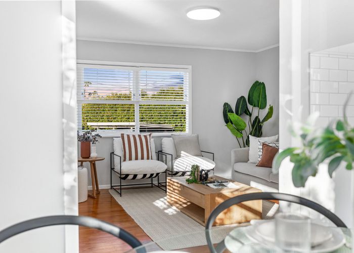  at 1/86 Tirimoana Road, Te Atatu South, Waitakere City, Auckland