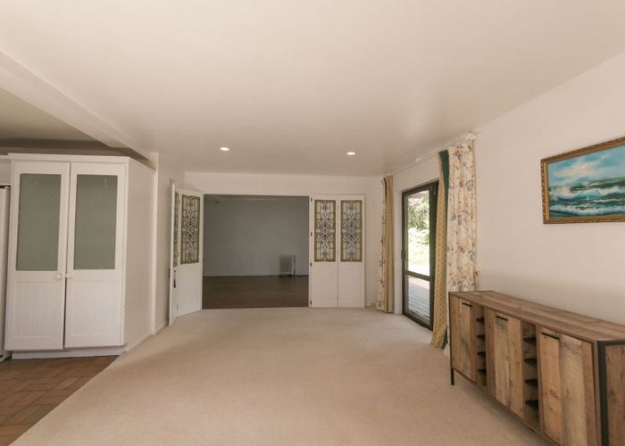  at 374 Wright Road, Albany