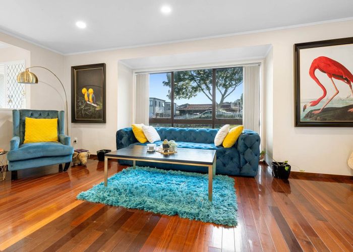  at 7 Mark Edward Drive, Half Moon Bay, Auckland