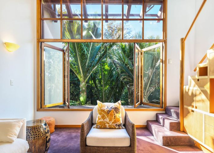  at 2/18 Brighton Road, Parnell, Auckland
