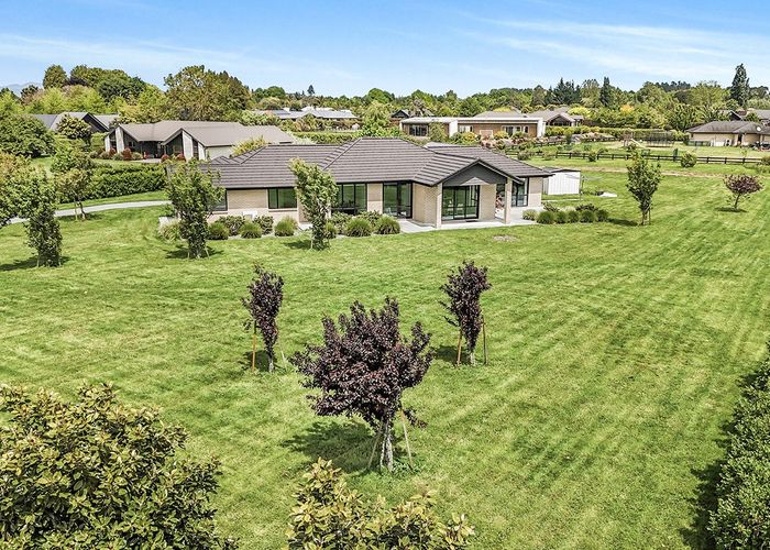  at 21 Windmill Road, Tamahere, Hamilton