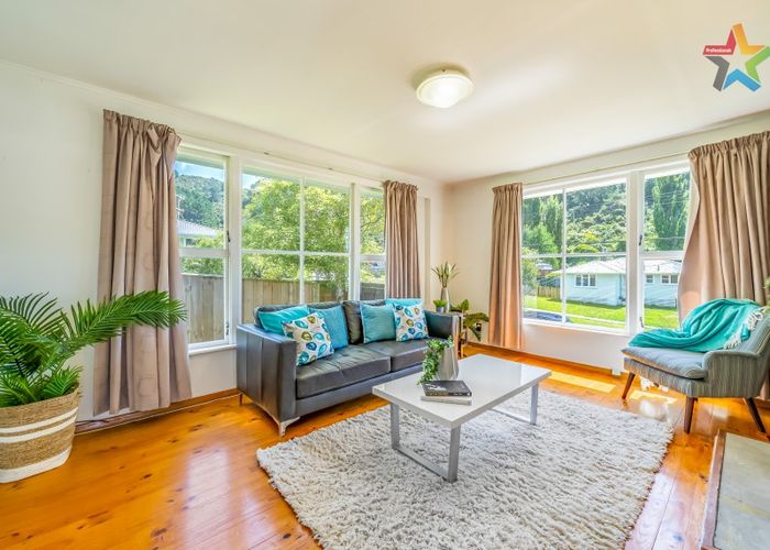  at 49 Delaney Drive, Stokes Valley, Lower Hutt