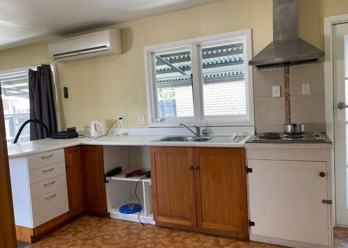  at 30 Coniston Avenue, Ilam, Christchurch City, Canterbury