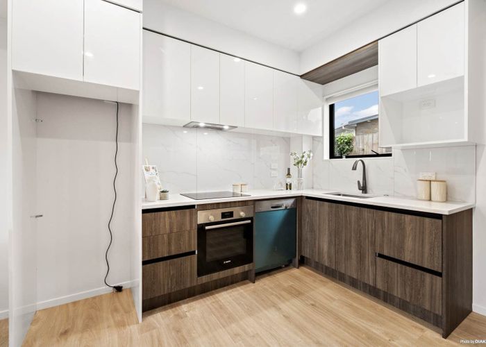  at 64B Union Road, Howick, Manukau City, Auckland