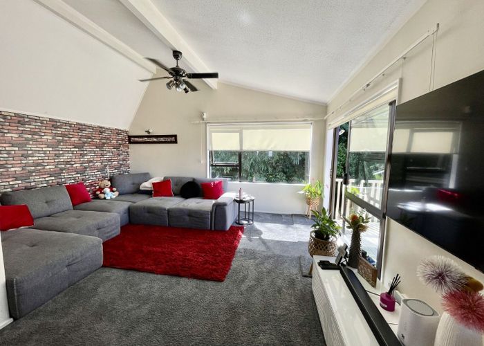  at 27A Shackle Lane, Whitby, Porirua