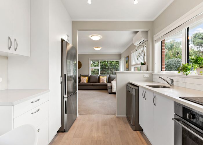  at 3/6 Frater Avenue, Milford, North Shore City, Auckland