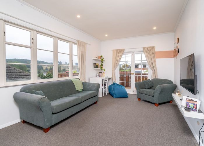  at 7 Edinburgh Street, Green Island, Dunedin