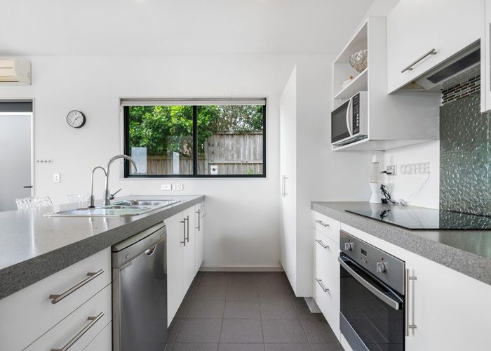  at 142a Kittiwake Drive, Schnapper Rock, Albany, North Shore City, Auckland