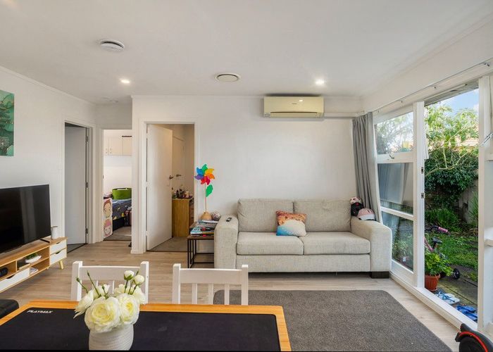  at 3/21 Ruarangi Road, Mount Albert, Auckland City, Auckland