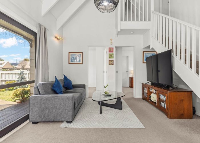  at 6/58 Manuroa Road, Takanini, Papakura, Auckland