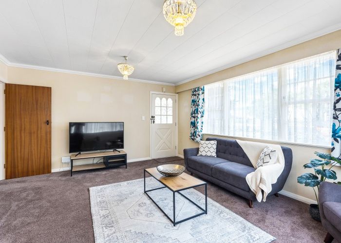  at 387 Fergusson Drive, Heretaunga, Upper Hutt