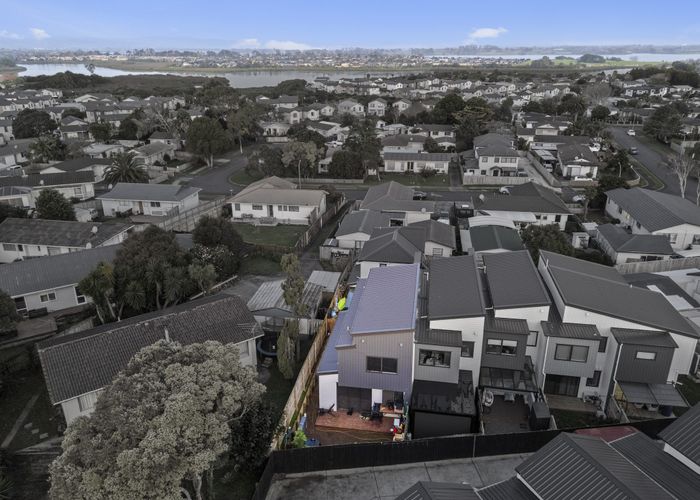  at 5/10 Becker Drive, Weymouth, Manukau City, Auckland