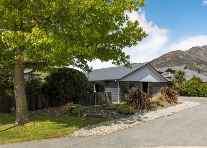  at 19 Haddow's Place, Lake Hayes, Queenstown