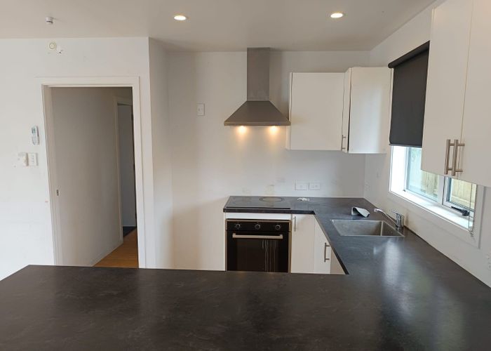  at 5 Viscount Street, Mangere, Auckland