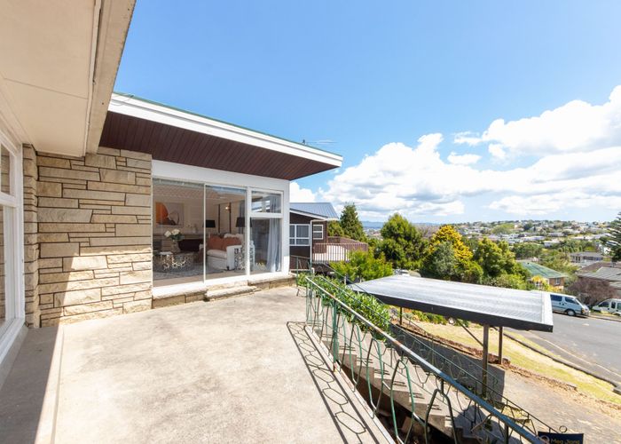  at 21 Wayne Place, Mount Roskill, Auckland City, Auckland
