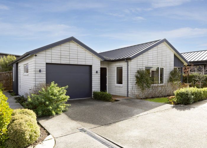  at 2/6 Wheretia Street, Town Centre, Taupo, Waikato
