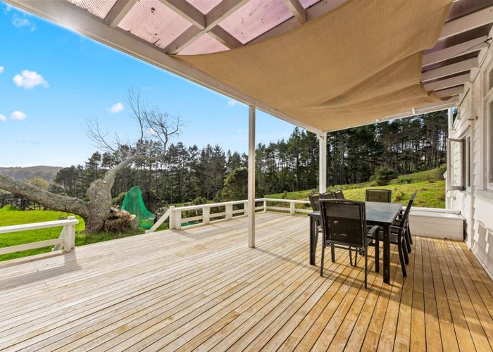 at 408 Paremoremo Road, Paremoremo, Auckland