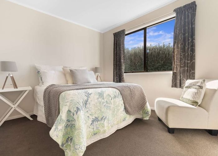  at 53 Gilbass Ave, Hamilton Lake, Hamilton, Waikato